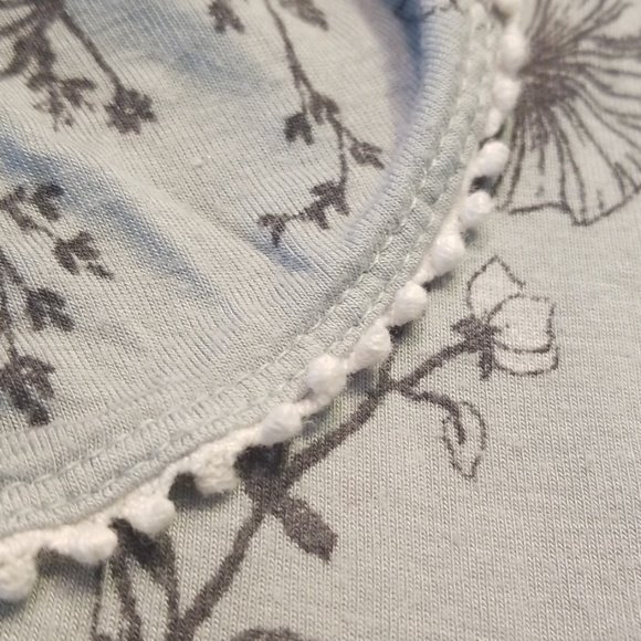 🌼3 for $10🌼Size 1 Maurices Cold Shoulder Blouse - Picture 6 of 6